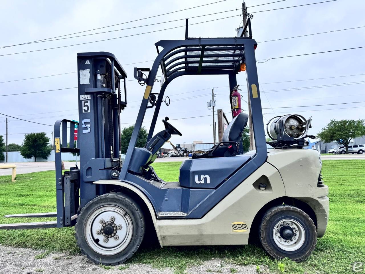 2017 UN FL30T-JG LP Gas Forklift - 123Forklift