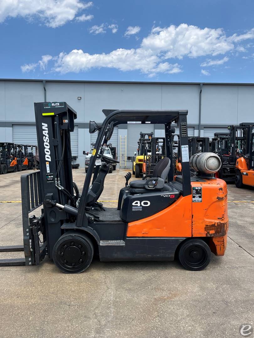 2018 Doosan GC40S-5