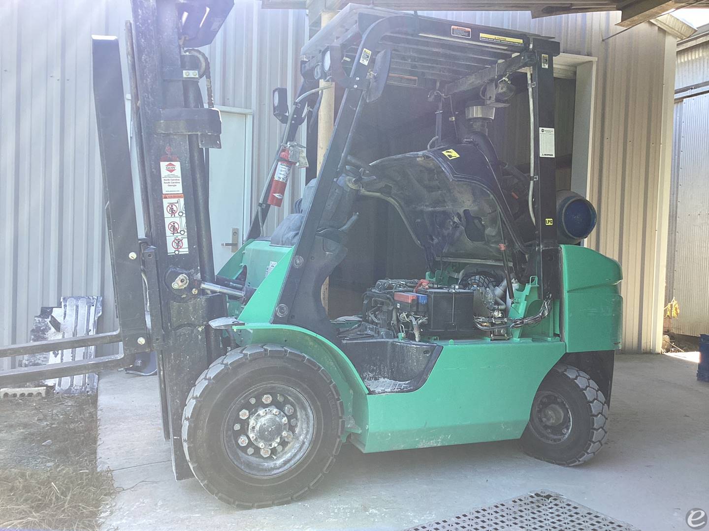2022 Mitsubishi FG25N