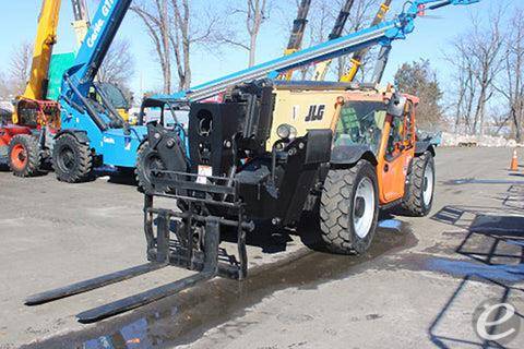 2018 JLG 1255