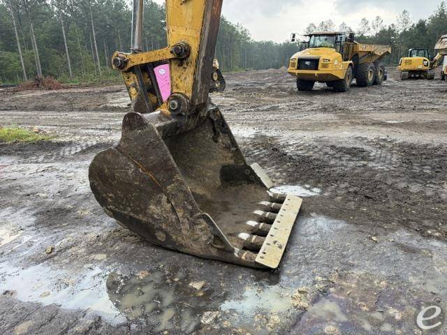 2005 Cat 330CL