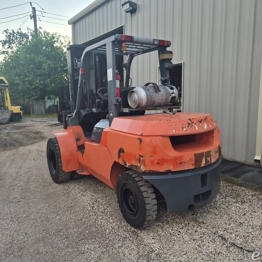 2013 Toyota 7FGU45