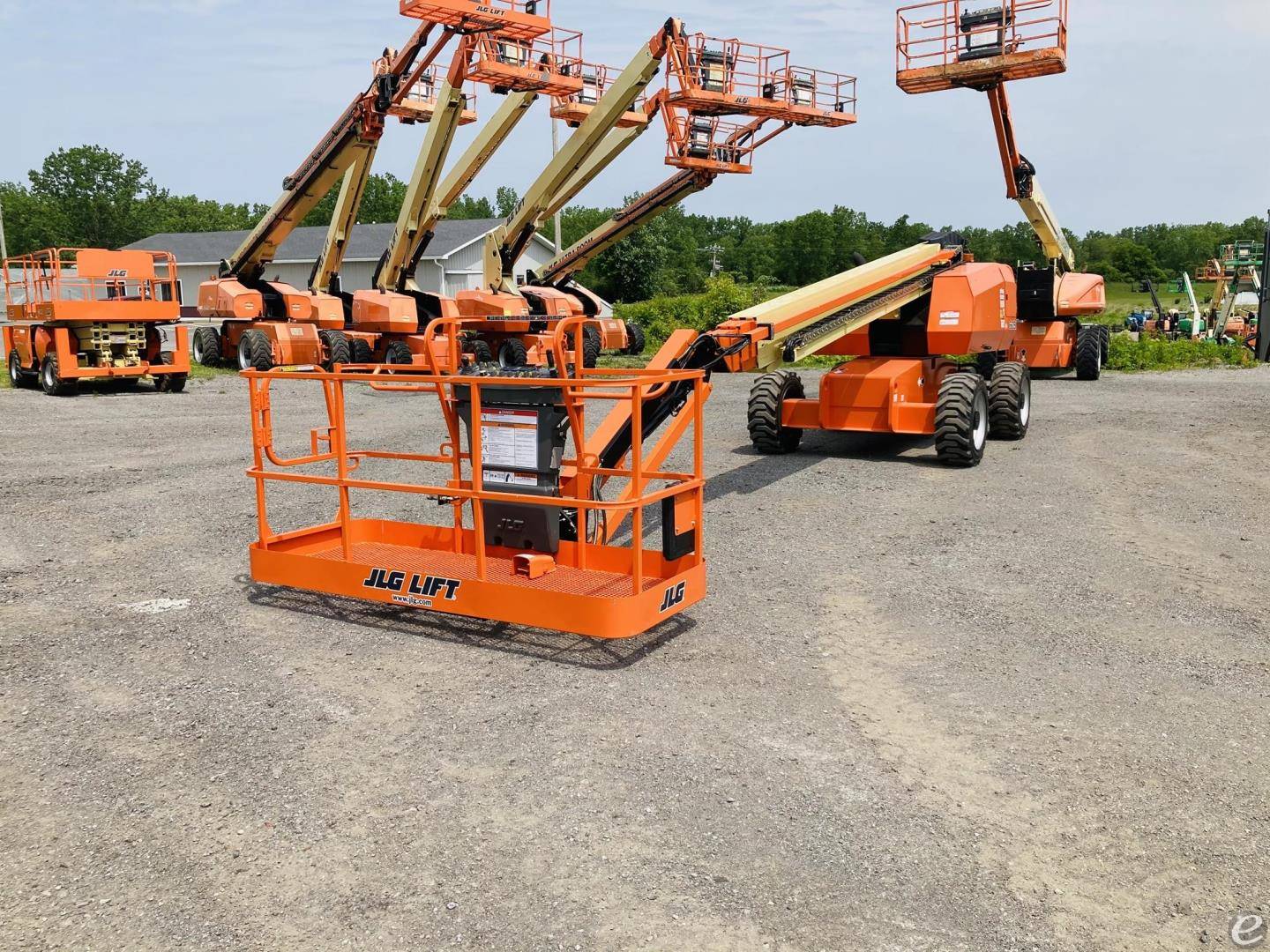 2011 JLG 660SJ