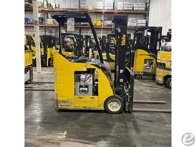 2019 Yale ESC040AD
