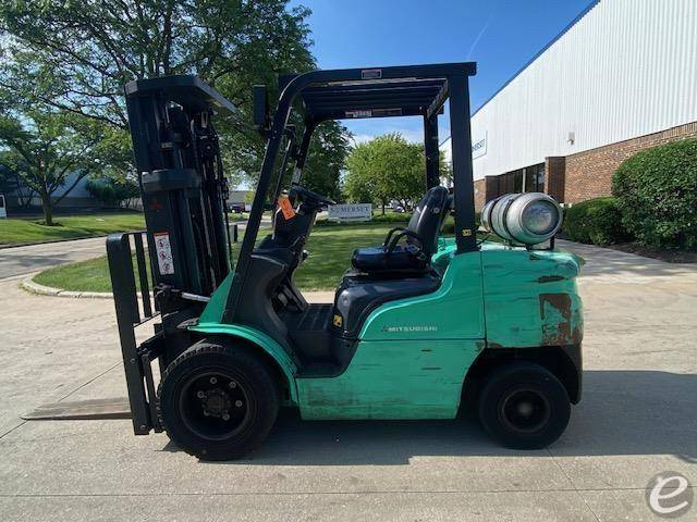 2019 Mitsubishi FG30N