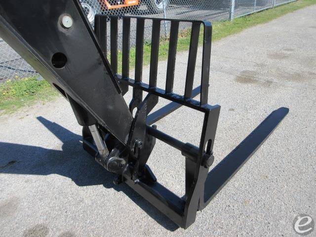 2015 JLG G9-43A