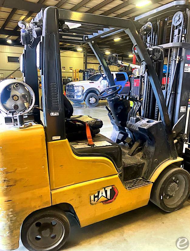 2020 Cat 2C8000