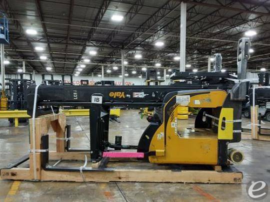 2015 Yale NR045 Electric Reach Truck - 123Forklift