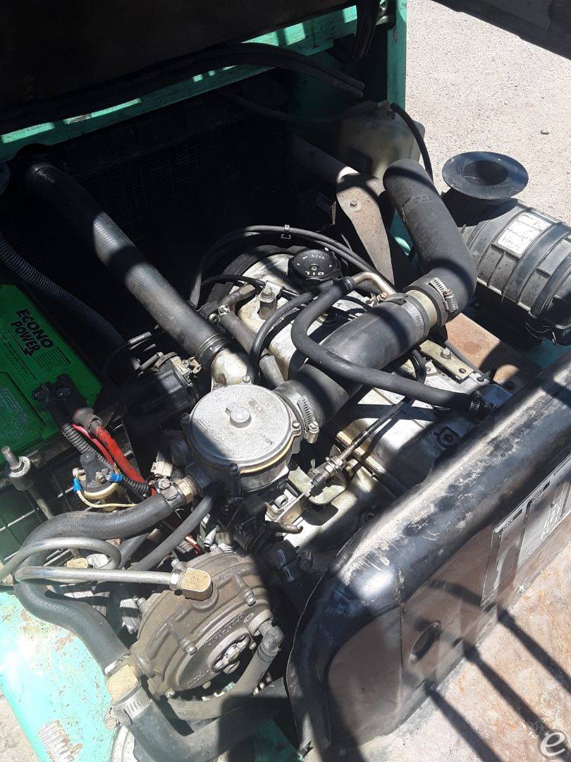 1996 Mitsubishi FGC25B