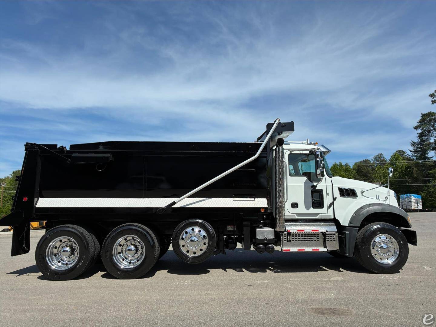 2020 Mack GRANITE 64FR