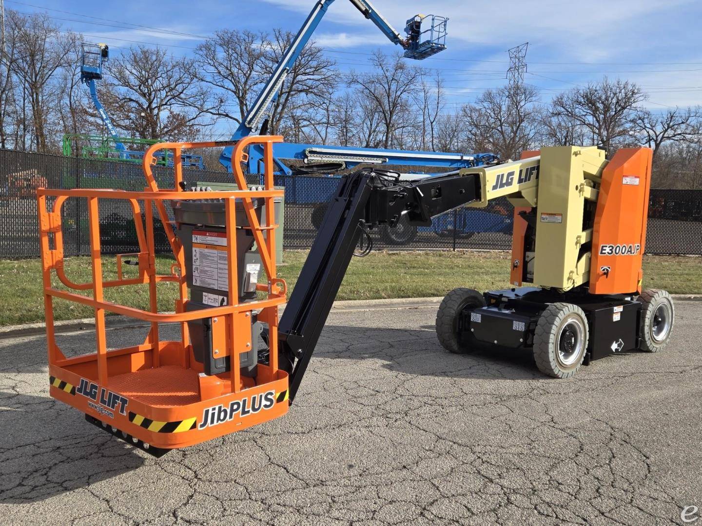 2015 JLG E300AJP Electric Boom Lift - 123Forklift