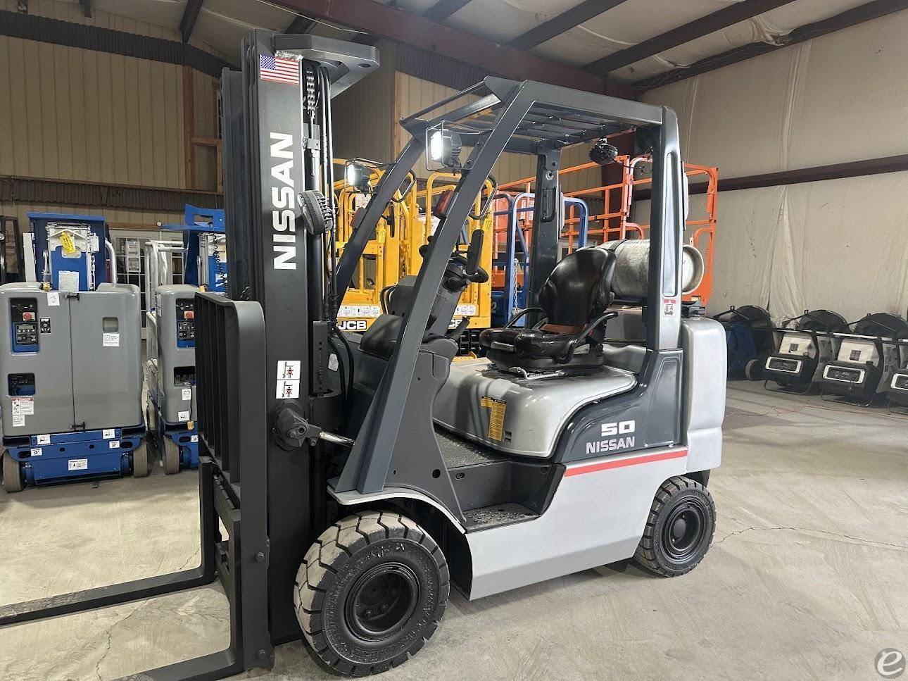 2019 Nissan                                             MAPL02A25LV LP Gas Forklift - 123Forklift