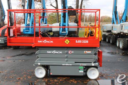 2021 Skyjack SJ3226