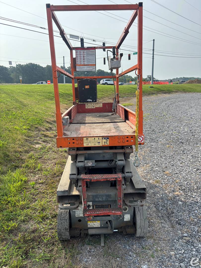 2013 Skytrak SJIII-3219