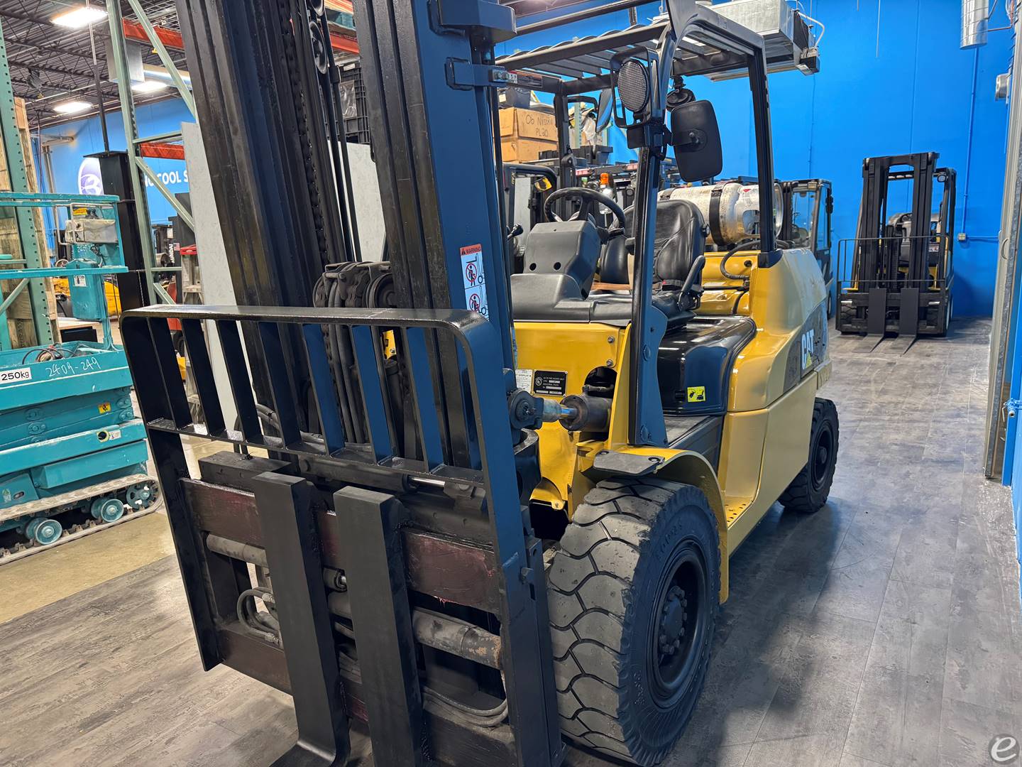 2016 Cat GP50N1