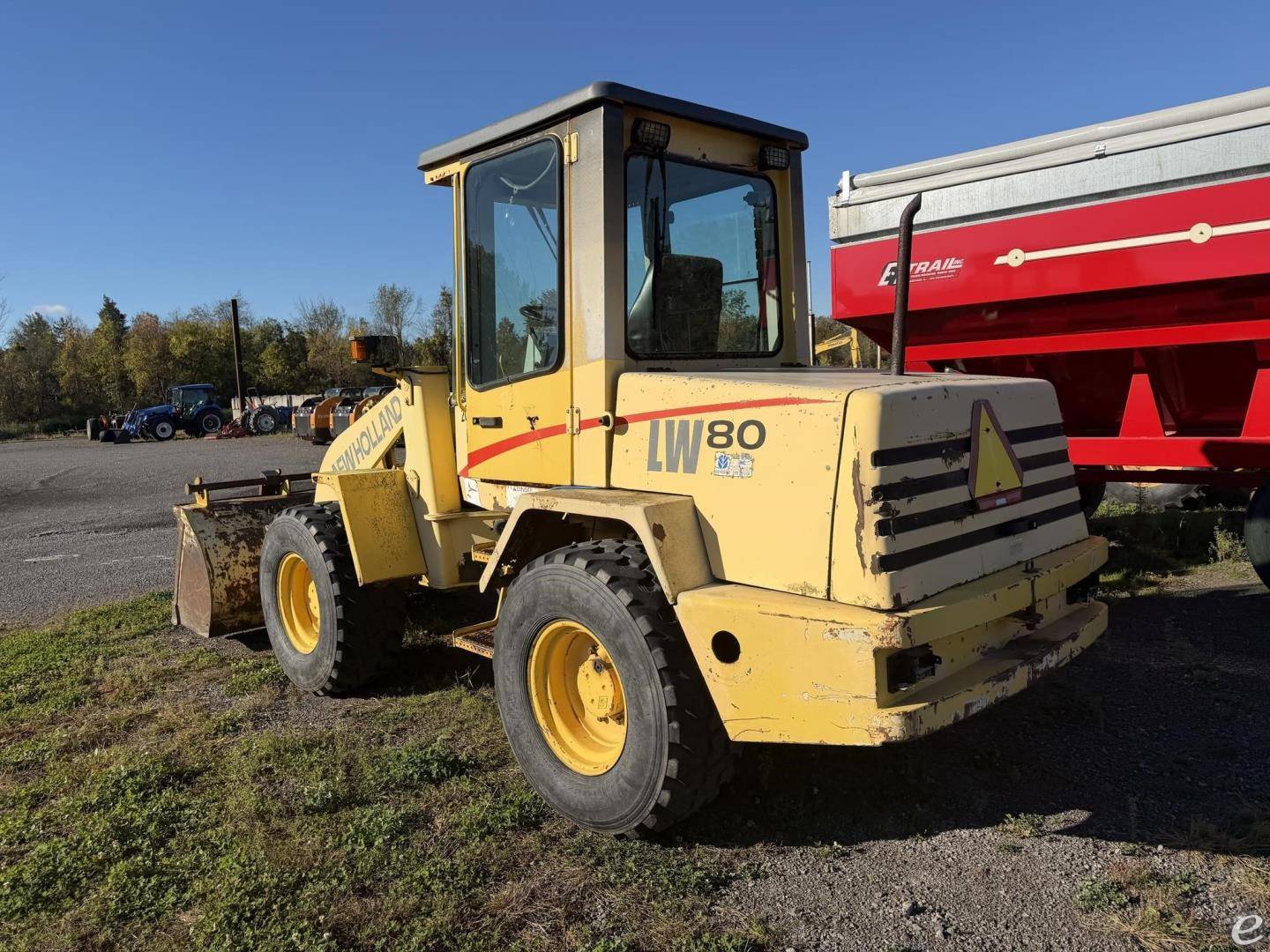 2000 New Holland LW80