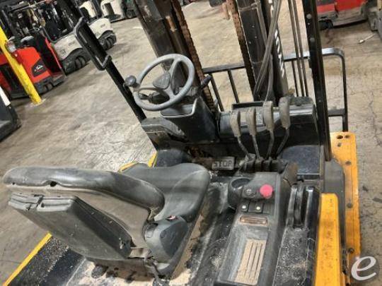 2018 Hyundai 50B-9