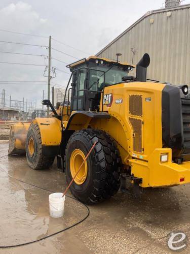 2021 Cat 966M