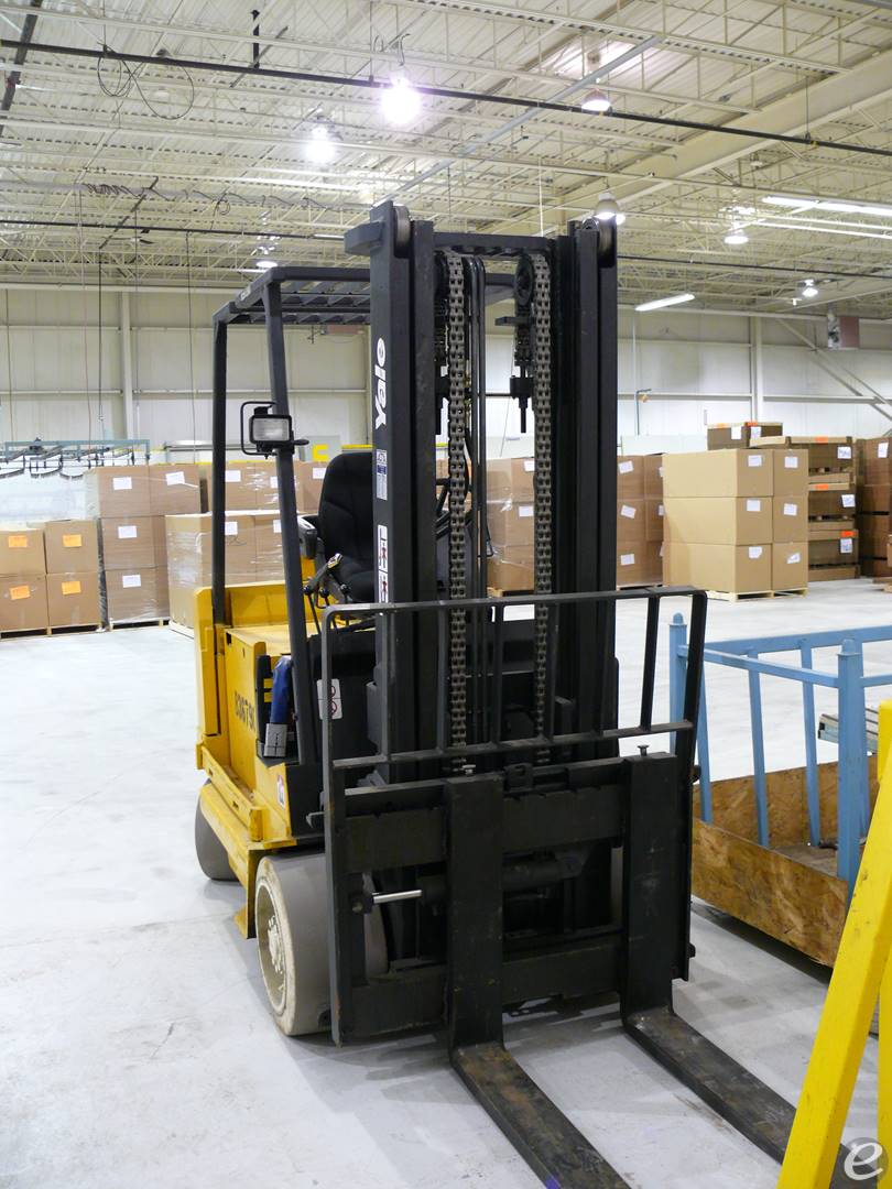  Yale ERC080HDN36SE092SR Electric Forklift - 123Forklift