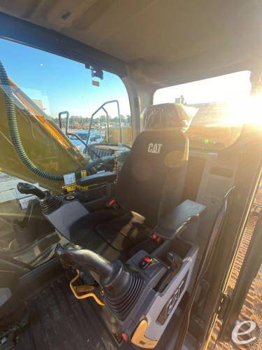 2022 Cat 330GC