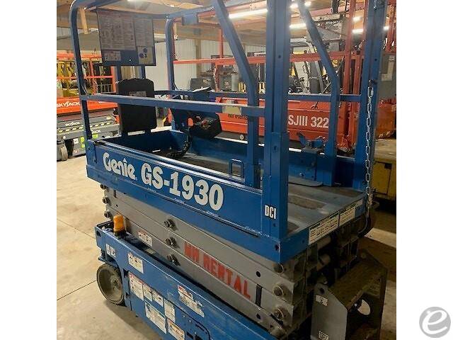 2012 Genie GS-1930 Electric Scissor Lift - 123Forklift
