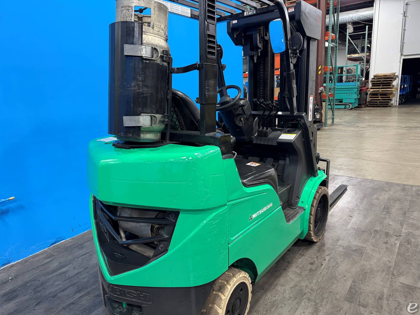 2020 Mitsubishi FGC20N