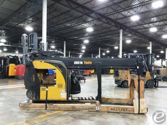 2018 Yale NR045 Electric Reach Truc...