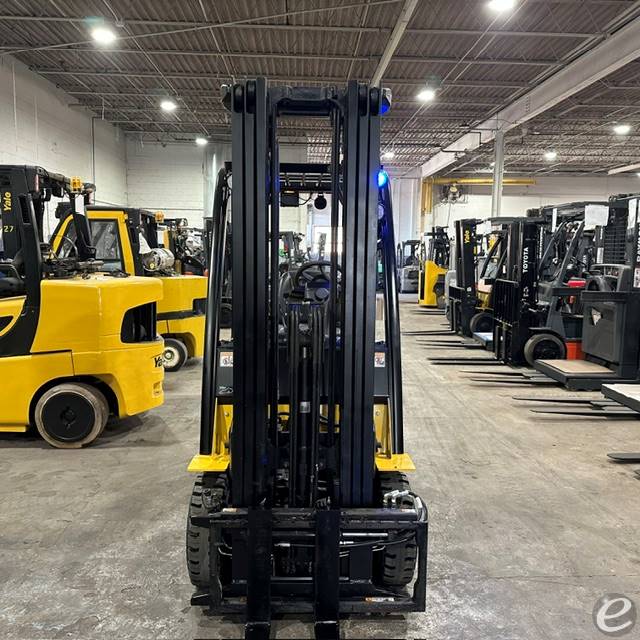 2023 Yale GLC050LX