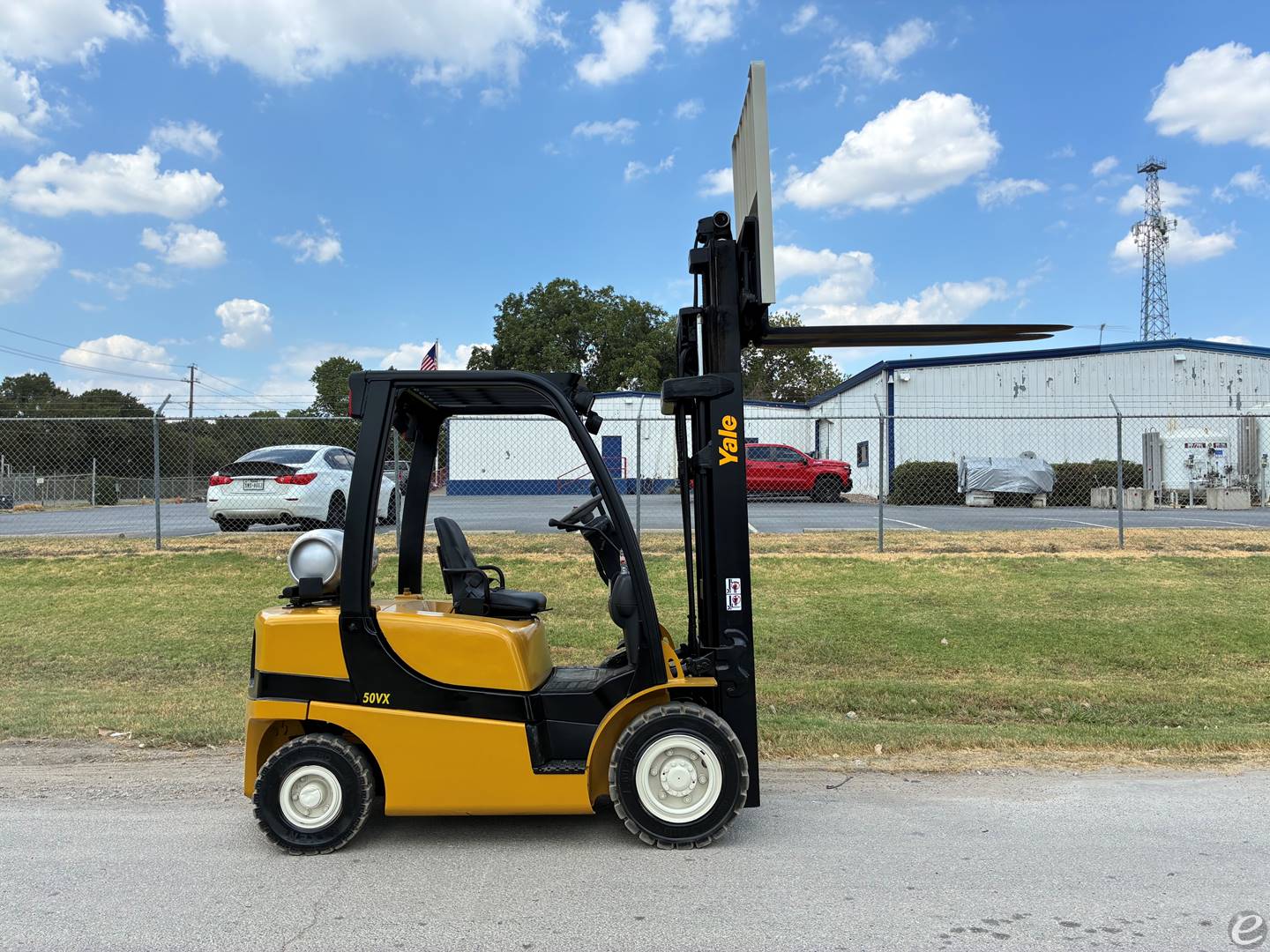 2015 Yale GLP050VXNDAE086