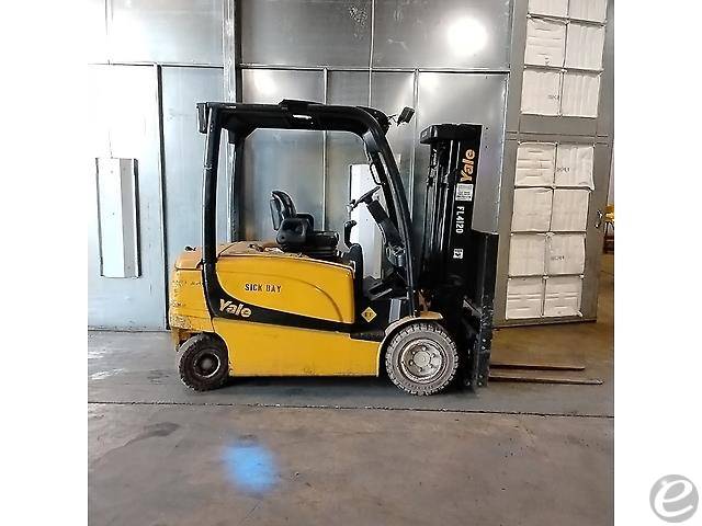 2017 Yale ERP050VL