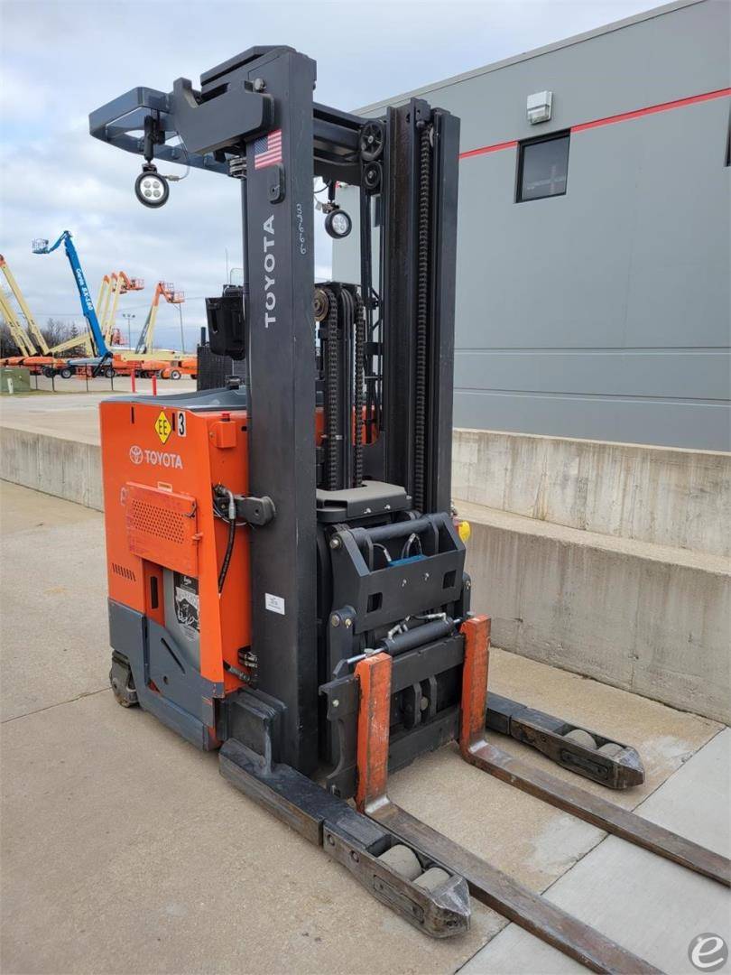 2019 Toyota 9BDRU15 Electric Reach Truck - 123Forklift