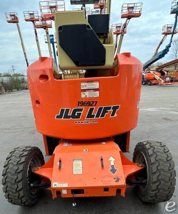 2015 JLG E450AJ