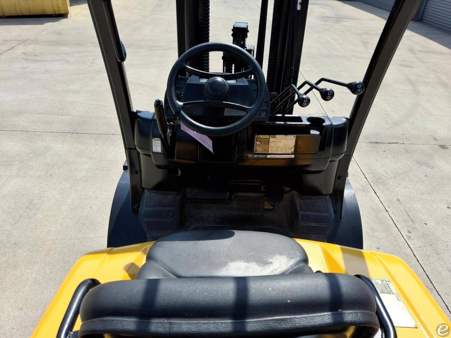 2013 Yale GLP060VX
