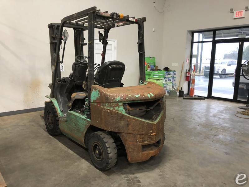2014 Mitsubishi FG25N