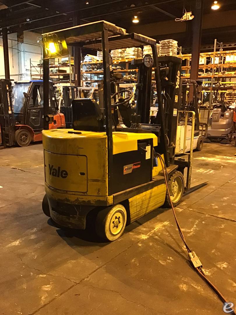 1999 Yale ERC040RGN36TE082