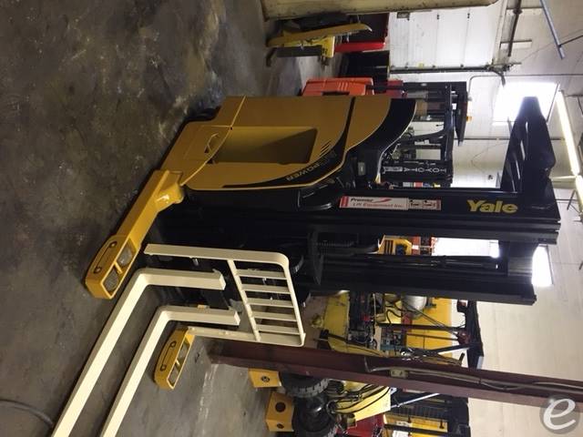 2010 Yale NR040DANS24TE091 Electric Reach Truck - 123Forklift
