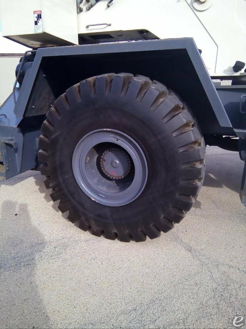 2007 Terex RT665