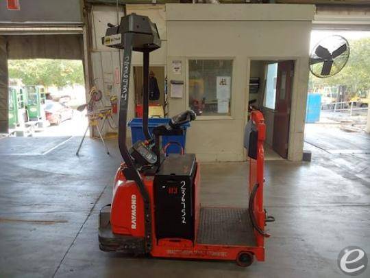 2017 Raymond 3020