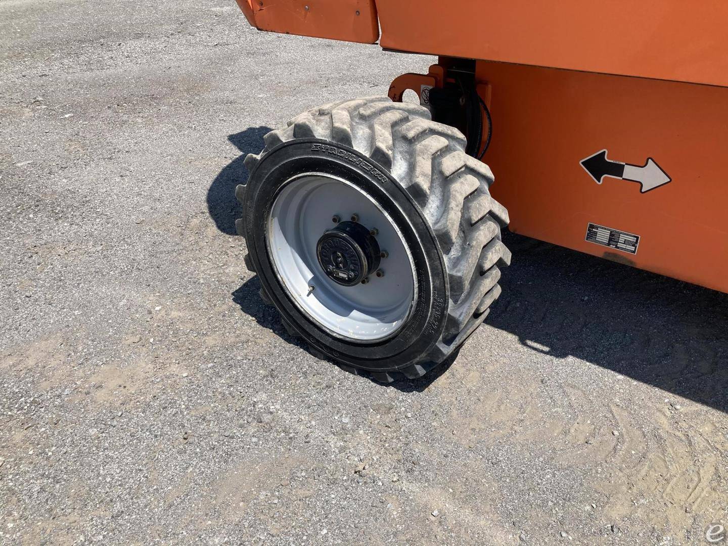 2015 JLG 660SJ