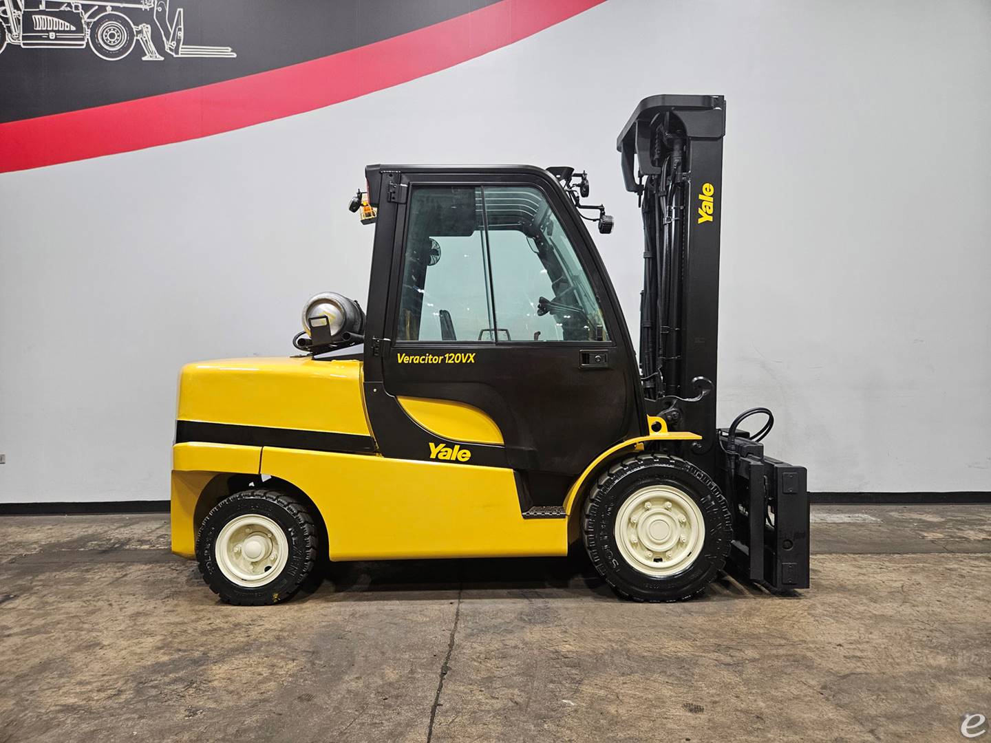 2021 Yale GLP120VX