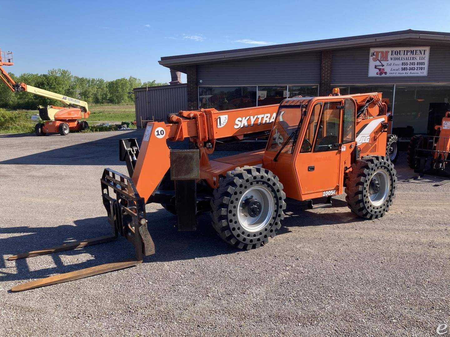 2014 Skytrak 10054