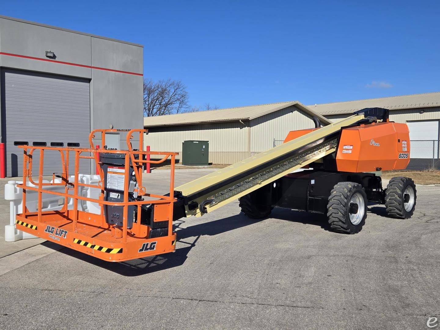 2014 JLG 600S