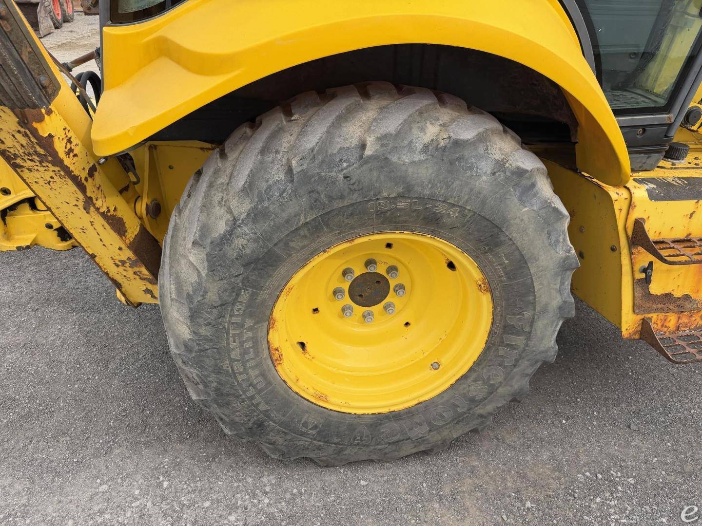 2005 New Holland LB75B