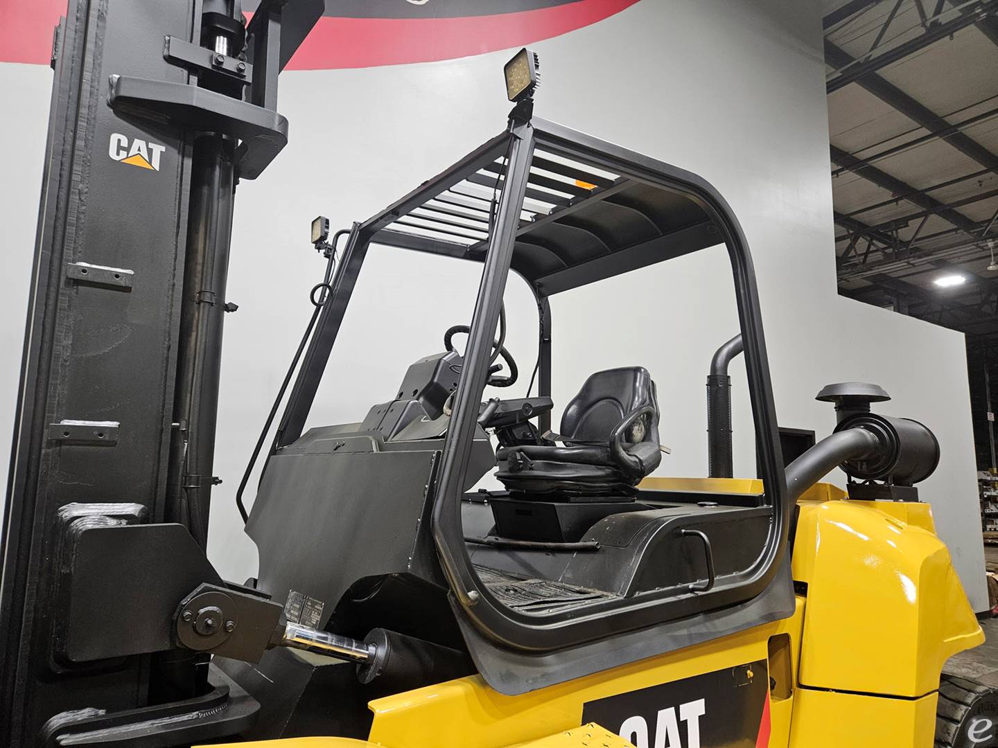 2009 Cat P17500
