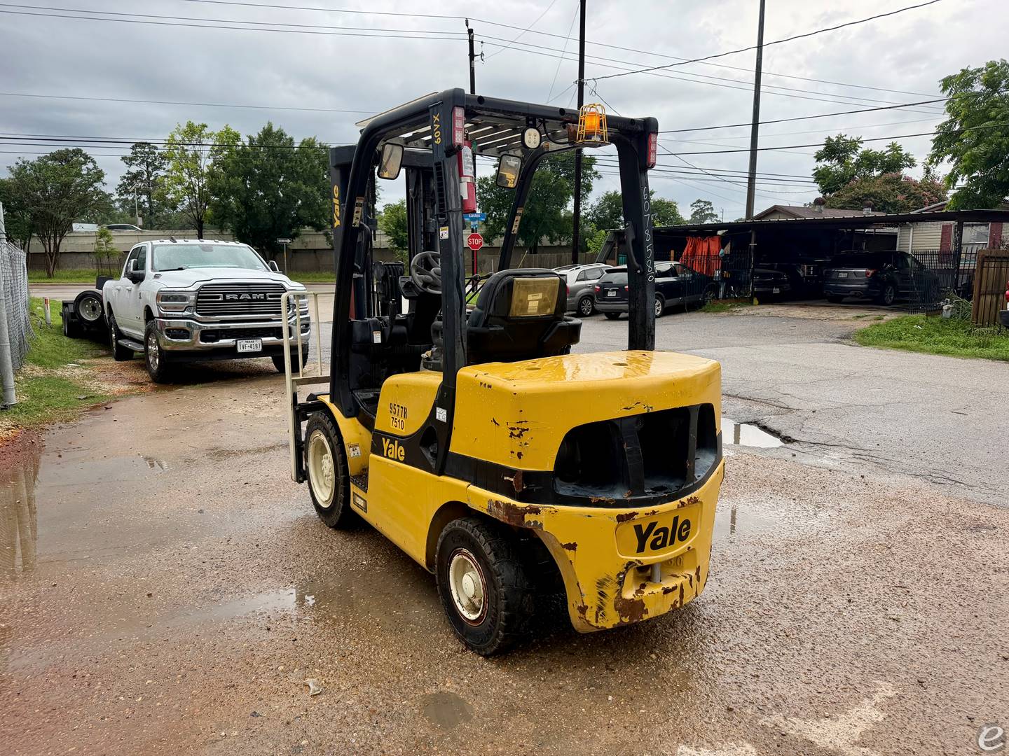 2017 Yale GDP060VX