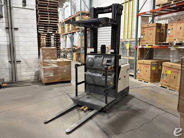 2017 Crown SP3500-30