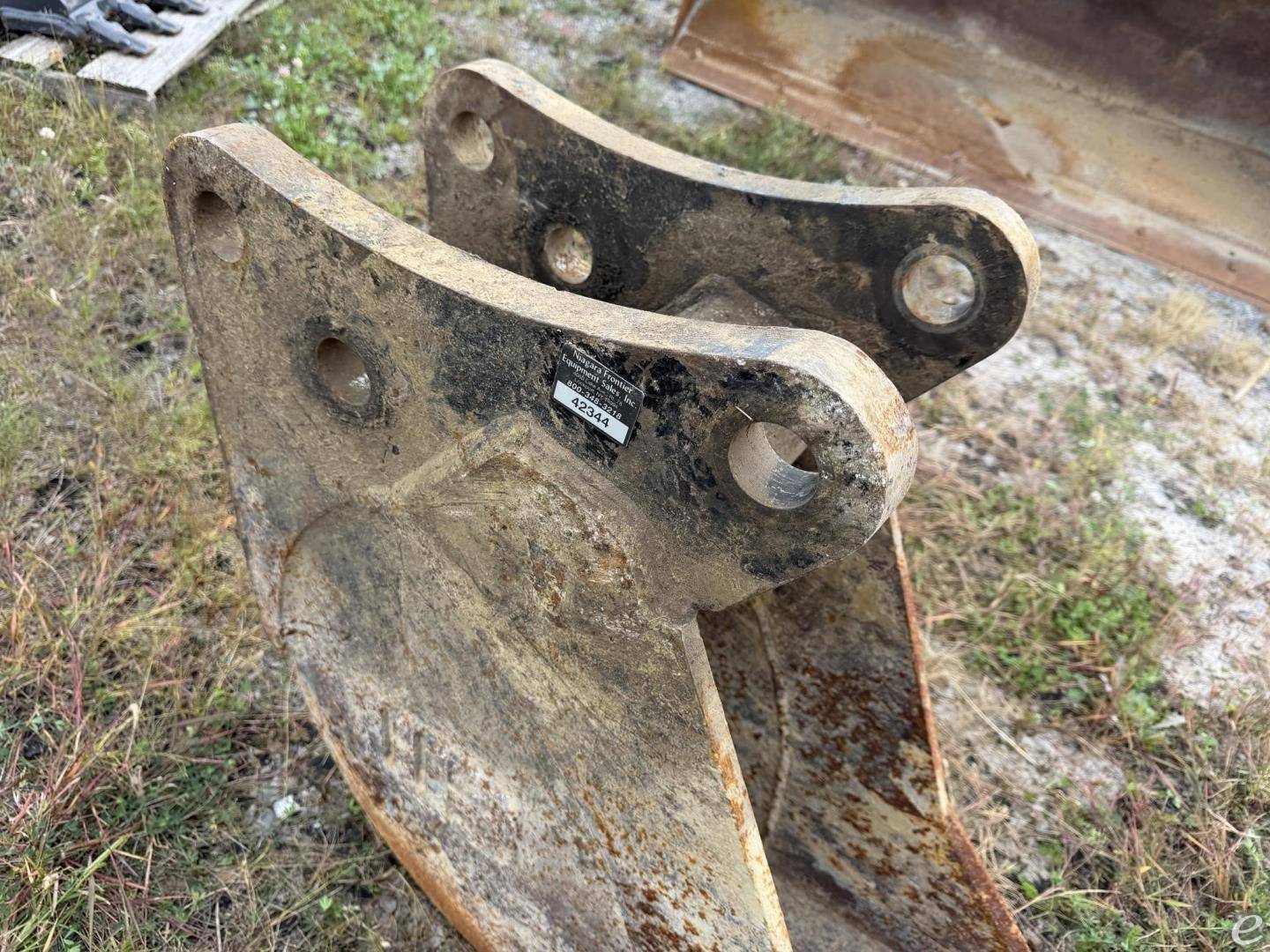 New Holland 12