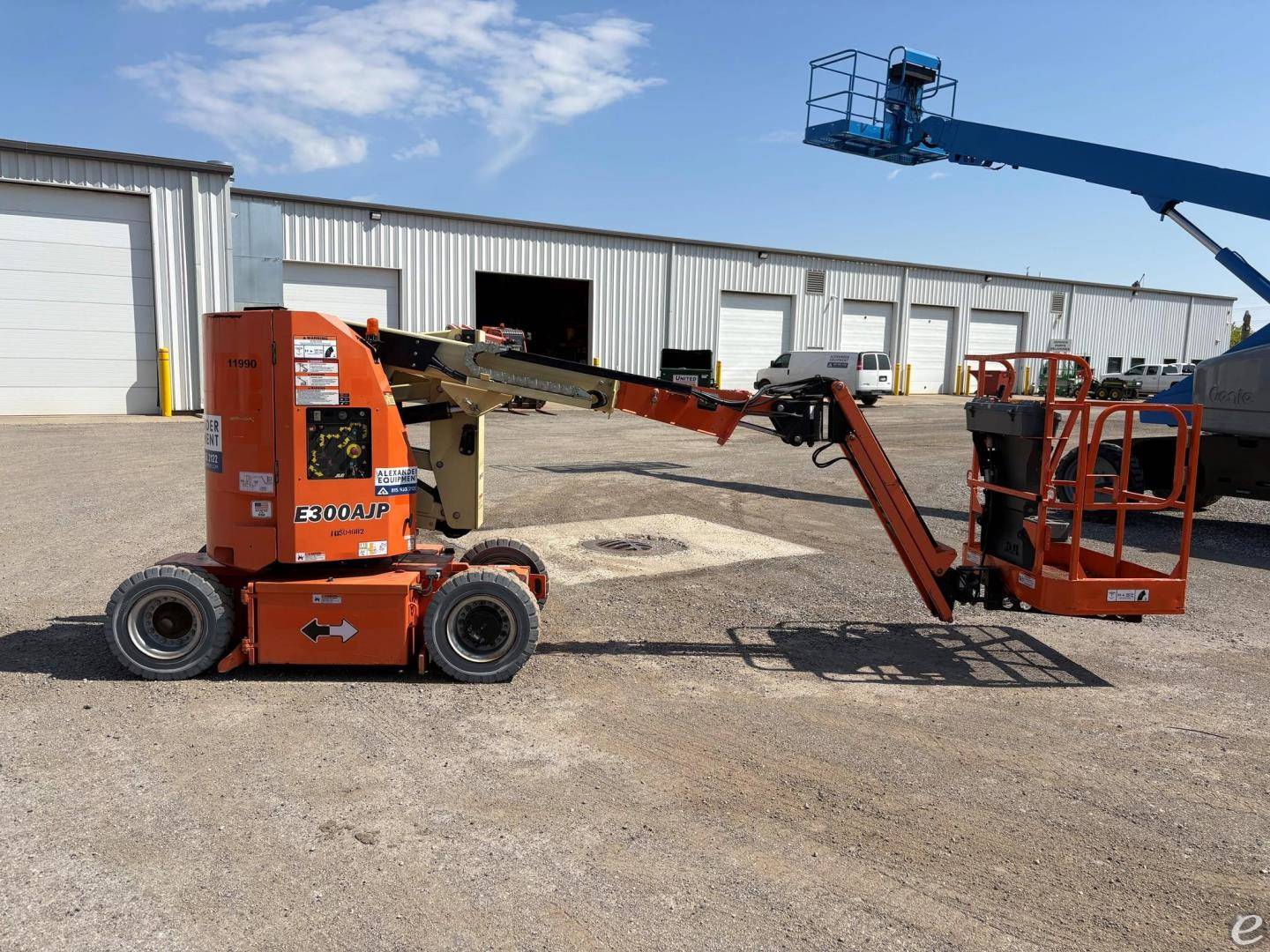 2016 JLG E300AJP