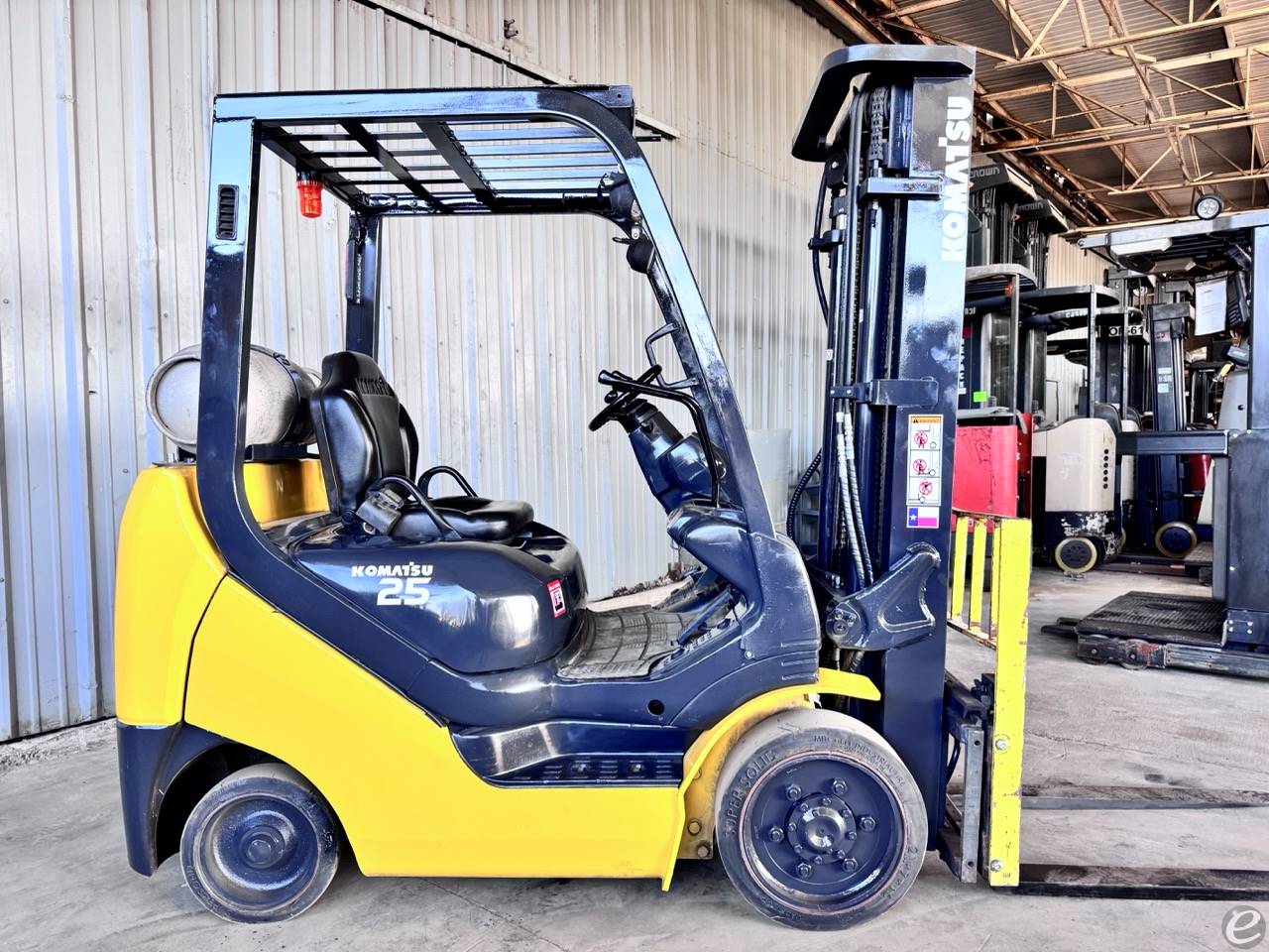 2012 Komatsu FG25ST-16