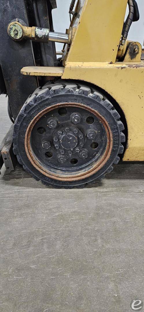 1999 Cat GC30